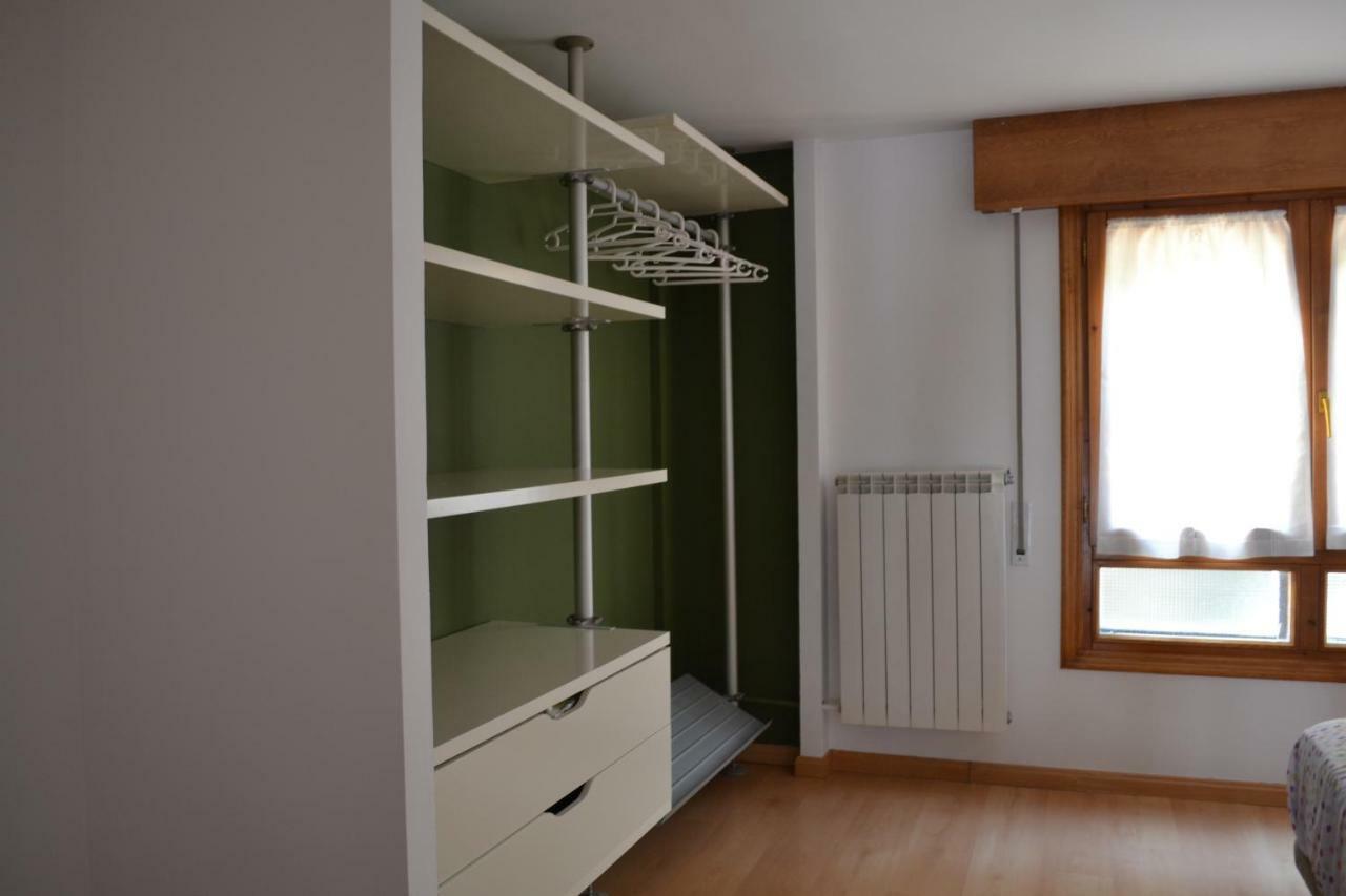 Apartamento Puerta Del Pirineo Sabinanigo Exterior photo