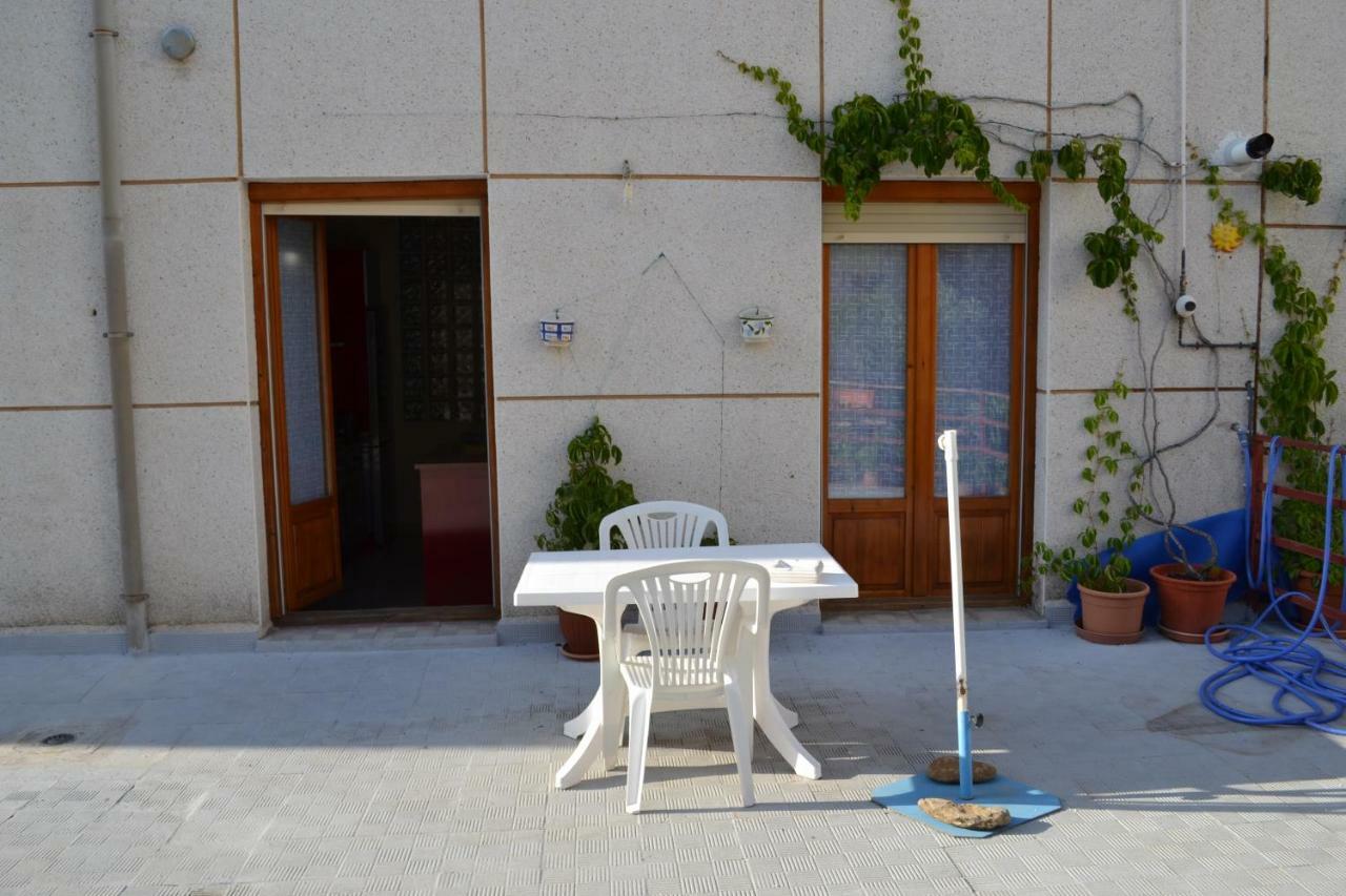 Apartamento Puerta Del Pirineo Sabinanigo Exterior photo